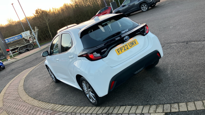 Toyota Yaris 1.5 Hybrid Icon 5dr CVT Hybrid Hatchback